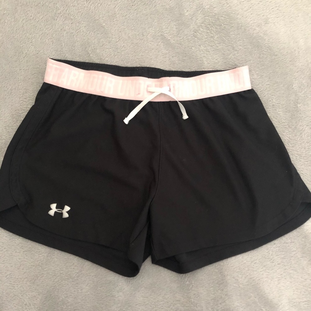 Small black under armour shorts